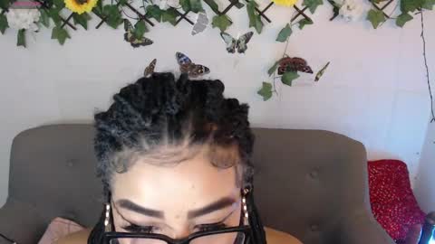 dark_flama online show from April 29, 12:03 am