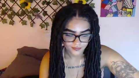 dark_flama online show from July 9, 12:02 am