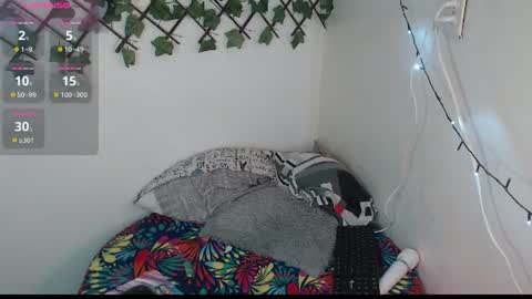 dark_flama online show from June 11, 1:05 am
