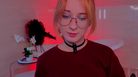 Lola online show from June 28, 1:56 am