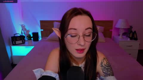 Lola online show from February 8, 9:56 am