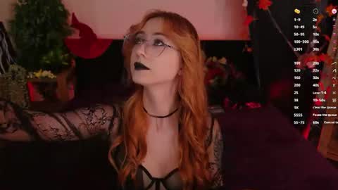 Lola online show from July 19, 4:53 pm