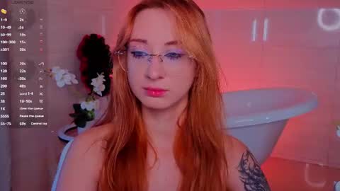 Lola online show from July 3, 2:17 am