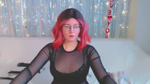 Kelly online show from February 15, 5:41 am