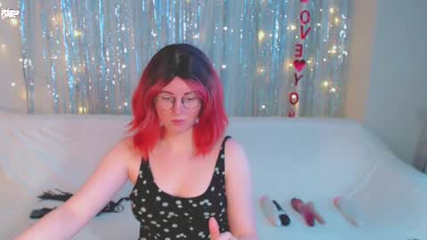 Kelly online show from January 25, 6:12 am