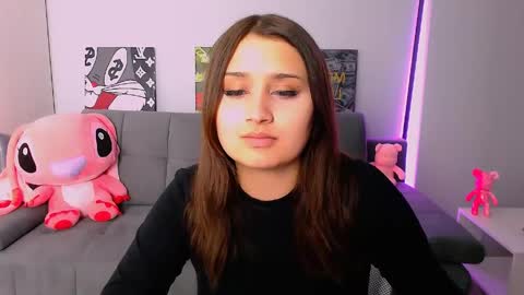 Amelie online show from April 30, 7:19 pm