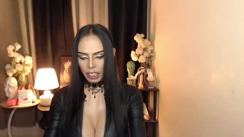 HAPPY BIRTHDAY MISTRESS MADRIANA online show from January 26, 8:57 am