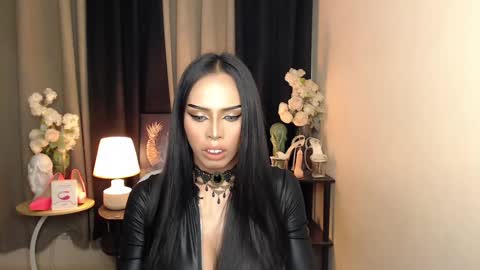 HAPPY BIRTHDAY MISTRESS MADRIANA online show from January 31, 10:42 am