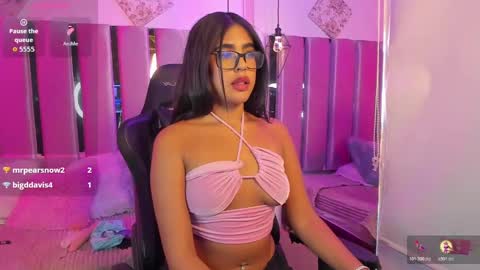 Darla santos  online show from October 20, 7:50 pm