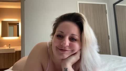 Mommy online show from March 19, 6:56 pm