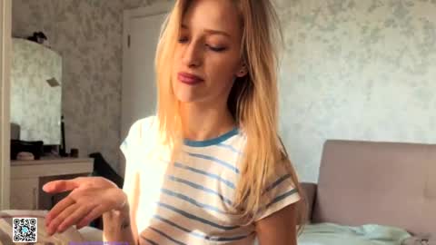 D online show from November 22, 9:45 am