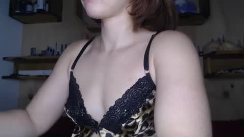 Snapshot of dasne19 chatting on October 11, 5:59 pm Dafne online show from October 11, 5:59 pm
