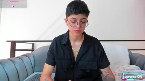 Dass Roman online show from September 29, 7:52 pm