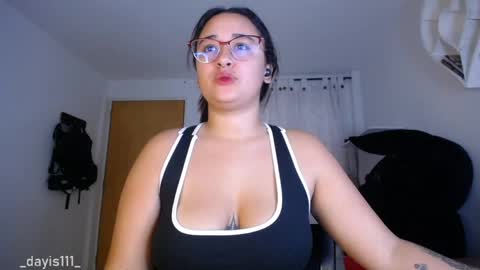  Dayis  online show from April 25, 9:12 pm