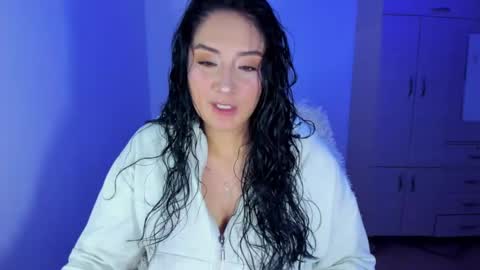    online show from April 30, 1:44 am