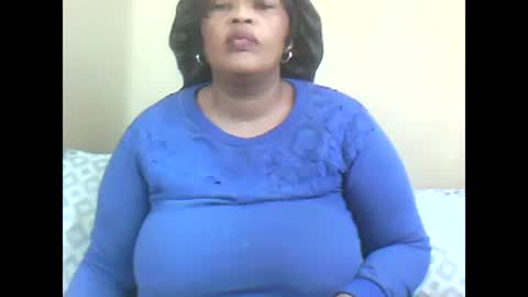 ddboobsnipples online show from February 3, 6:40 am