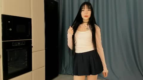 Kim online show from July 13, 8:04 am