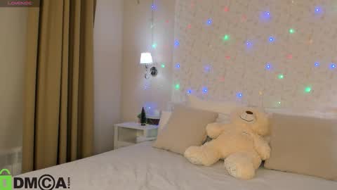 Jennifer online show from January 17, 12:07 am