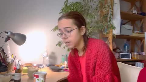 Snapshot of deboraetheridge chatting on October 25, 10:45 am Eva online show from October 25, 10:45 am