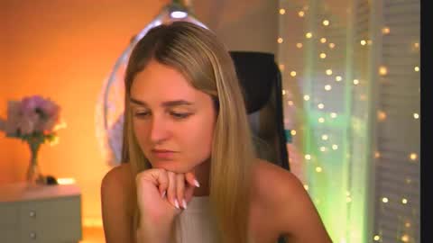 Debora online show from May 12, 3:37 am
