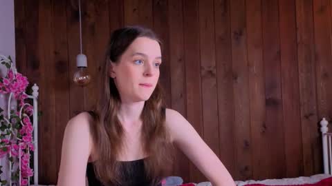 Annie online show from November 14, 7:58 pm