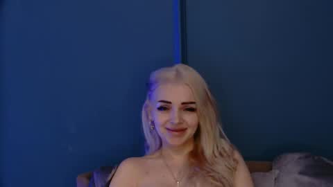 DeeaVIP online show from March 13, 7:09 am