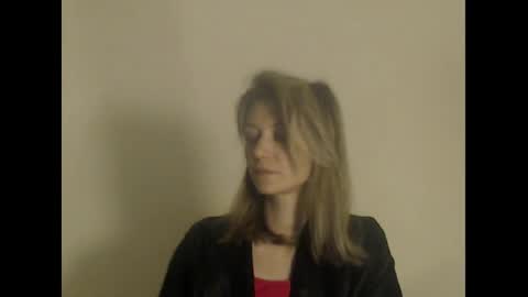 Snapshot of deelightfull chatting on December 6, 5:00 pm Deelightfull online show from December 6, 5:00 pm
