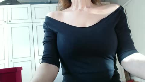 KamiDevi online show from March 1, 3:05 pm