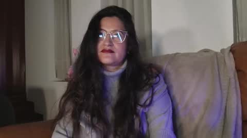 Snapshot of deesseluxure_ chatting on October 15, 4:26 am Andre online show from October 15, 4:26 am