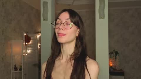 Snapshot of defeded_lovee chatting on October 12, 8:44 pm Amy online show from October 12, 8:44 pm