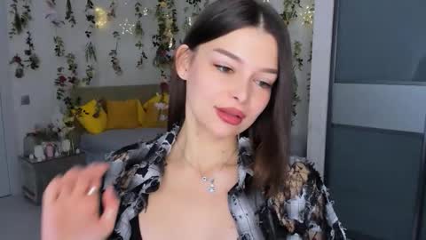 DegreeOfSincerity online show from November 21, 1:29 am