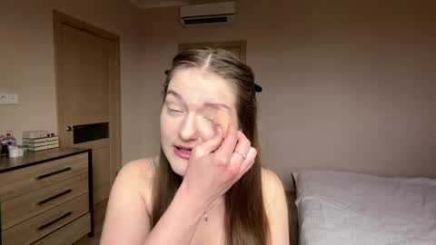 Mila online show from April 30, 1:27 pm