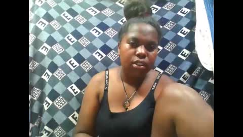 Snapshot of deliah712909 chatting on September 17, 7:17 am deliah712909 online show from September 17, 7:17 am
