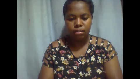 Snapshot of deliah712909 chatting on March 10, 1:32 pm deliah712909 online show from March 10, 1:32 pm