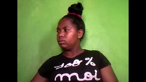 Snapshot of deliah712909 chatting on February 7, 8:11 am deliah712909 online show from February 7, 8:11 am