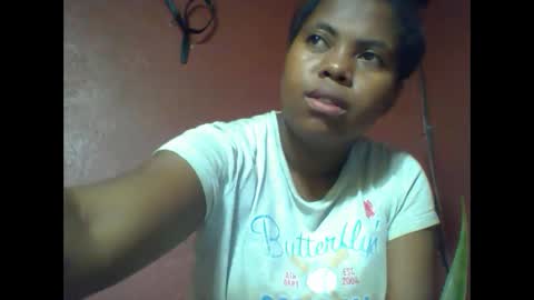 Snapshot of deliah712909 chatting on February 19, 6:33 am deliah712909 online show from February 19, 6:33 am