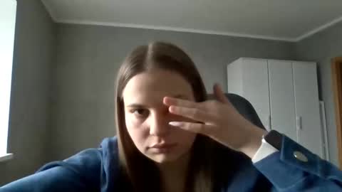 Lisa online show from April 25, 1:41 pm