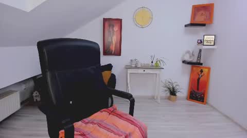 DeliciousLolly online show from June 24, 3:27 am