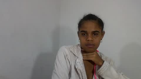 delphine online show from June 20, 5:38 pm