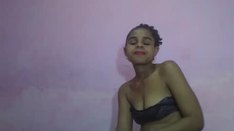 delphine online show from April 29, 10:18 am