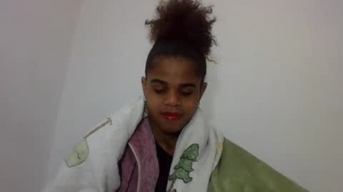 delphine online show from July 2, 3:45 am