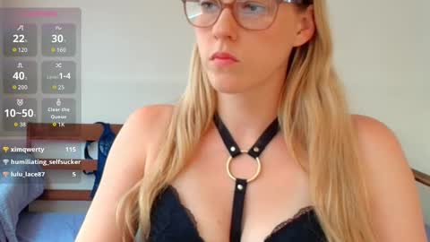 demigoddesslexie online show from December 14, 2:50 am