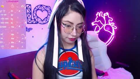 Demy  online show from January 7, 9:35 pm