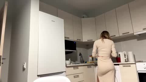 Denni online show from October 11, 6:10 pm