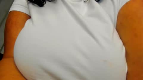 Dephne online show from October 16, 7:05 pm