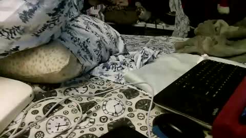 deroseblack online show from February 3, 6:17 pm