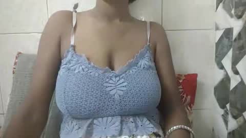 Snapshot of desiprincessaga chatting on September 21, 7:29 am desiprincessaga online show from September 21, 7:29 am