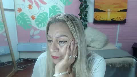 VALERIA online show from April 29, 5:04 pm