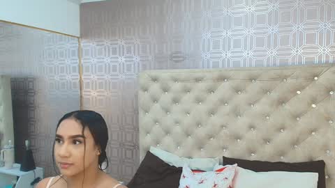 Sara Desire online show from January 16, 12:20 pm