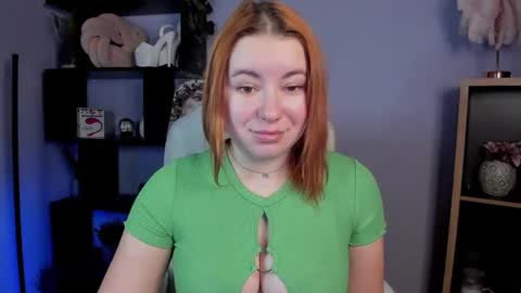 Snapshot of desirelayla chatting on January 5, 7:28 am LAYLA online show from January 5, 7:28 am